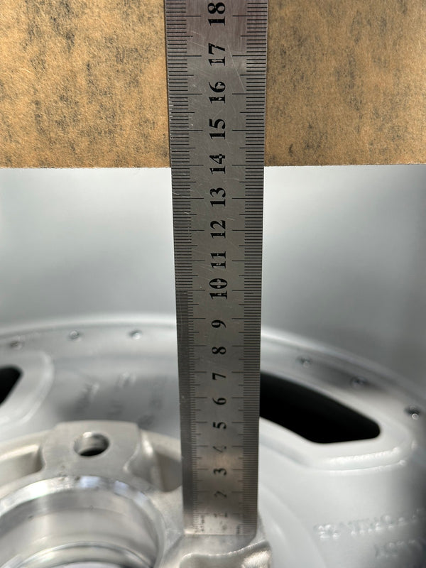 New 17X8 ET25 Mercedes Aero Classic Rim (4 wheel) Gloss Silver 5X112