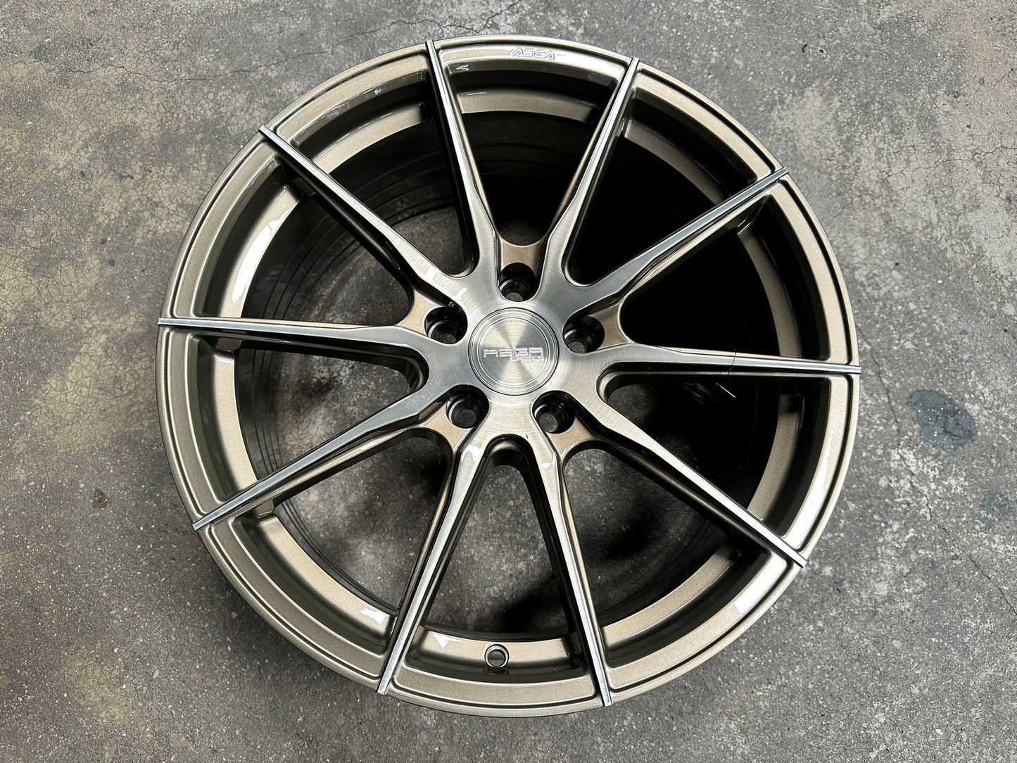 New 18X8.5 ET43 Asga A01 Rim (4 wheel) Gloss Bronze 5X112