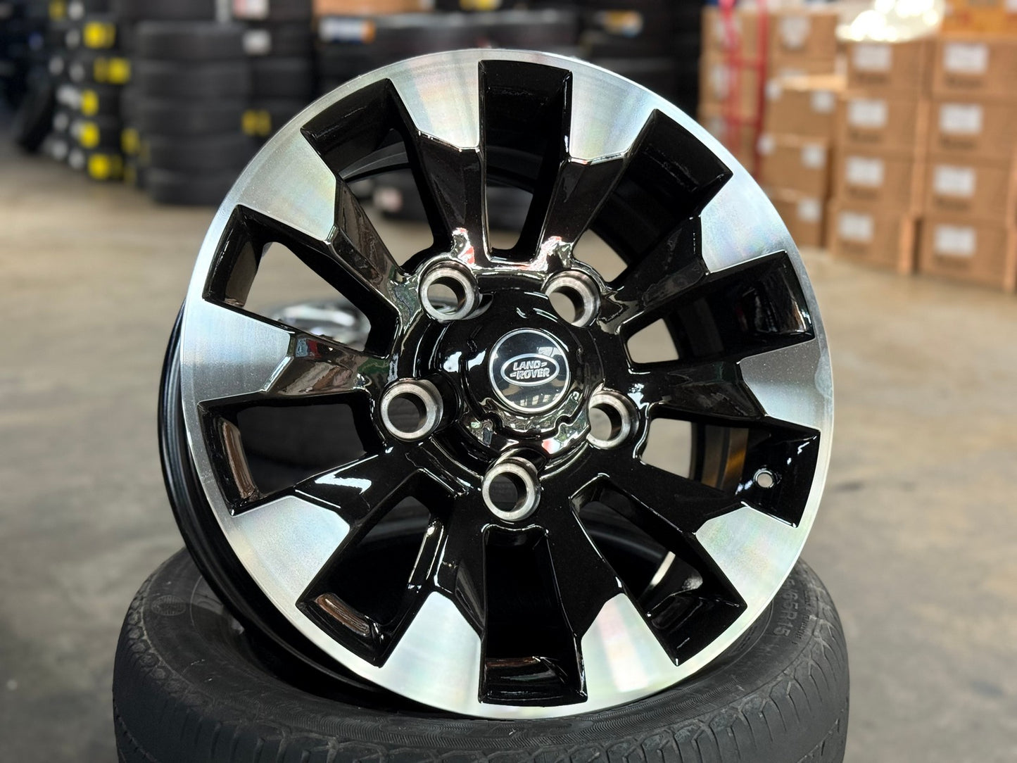 New 18X8 ET35 Sawtooth Rim (5 wheel) Gloss Black 5X165
