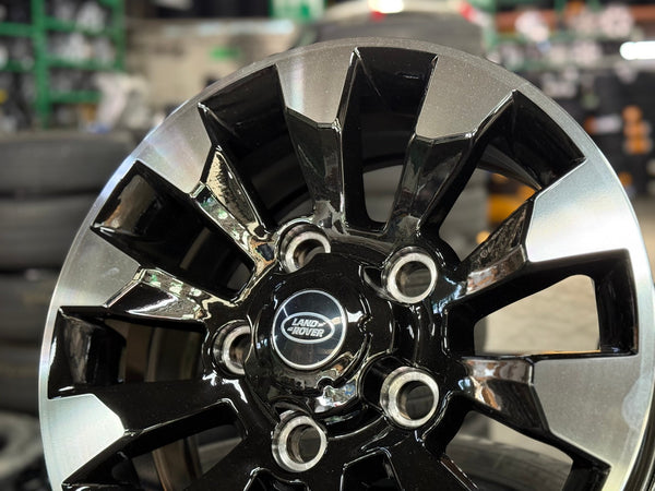 New 18X8 ET35 Sawtooth Rim (5 wheel) Gloss Black 5X165