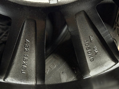 New 18X8 ET35 Sawtooth Rim (5 wheel) Gloss Black 5X165