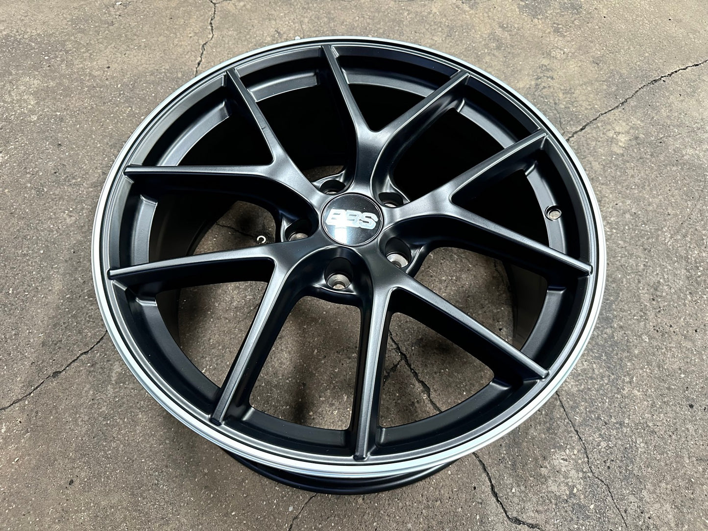 New 19X8.5 ET40 AOW Flow Formed CIR Rim (4 wheel) Matt Black 5X120