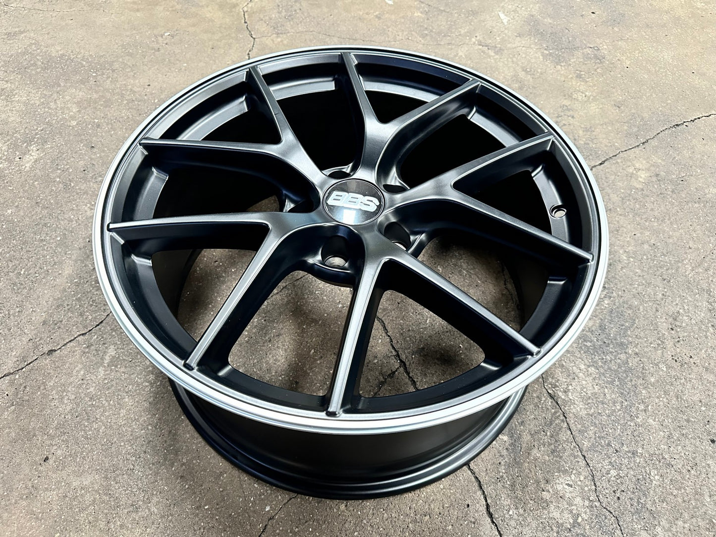 New 19X8.5 ET40 AOW Flow Formed CIR Rim (4 wheel) Matt Black 5X120