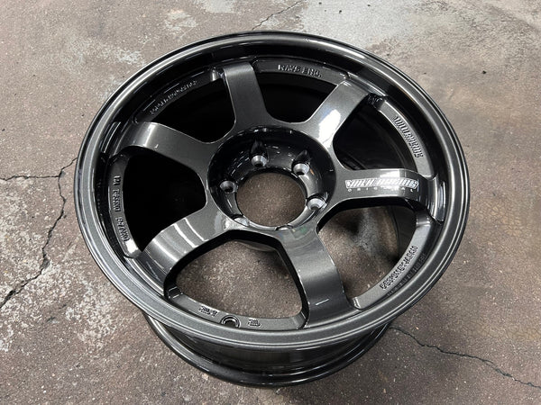 New 18X9 ET0 AOW Flow Formed TE37L Rim (4 wheel) Gloss Gunmetal 6X139.7