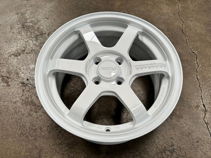 New 15X7 ET35 AOW 11 Flow Formed TE37 Rim (4 wheel) Gloss White 4X100