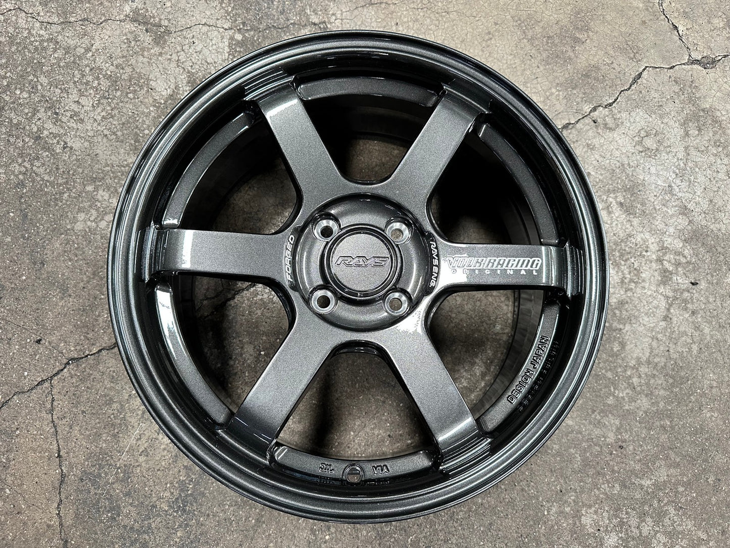 New 16X7 ET40 AOW 11 Flow Formed TE37 Rim (4 wheel) Gloss Gunmetal 4X100