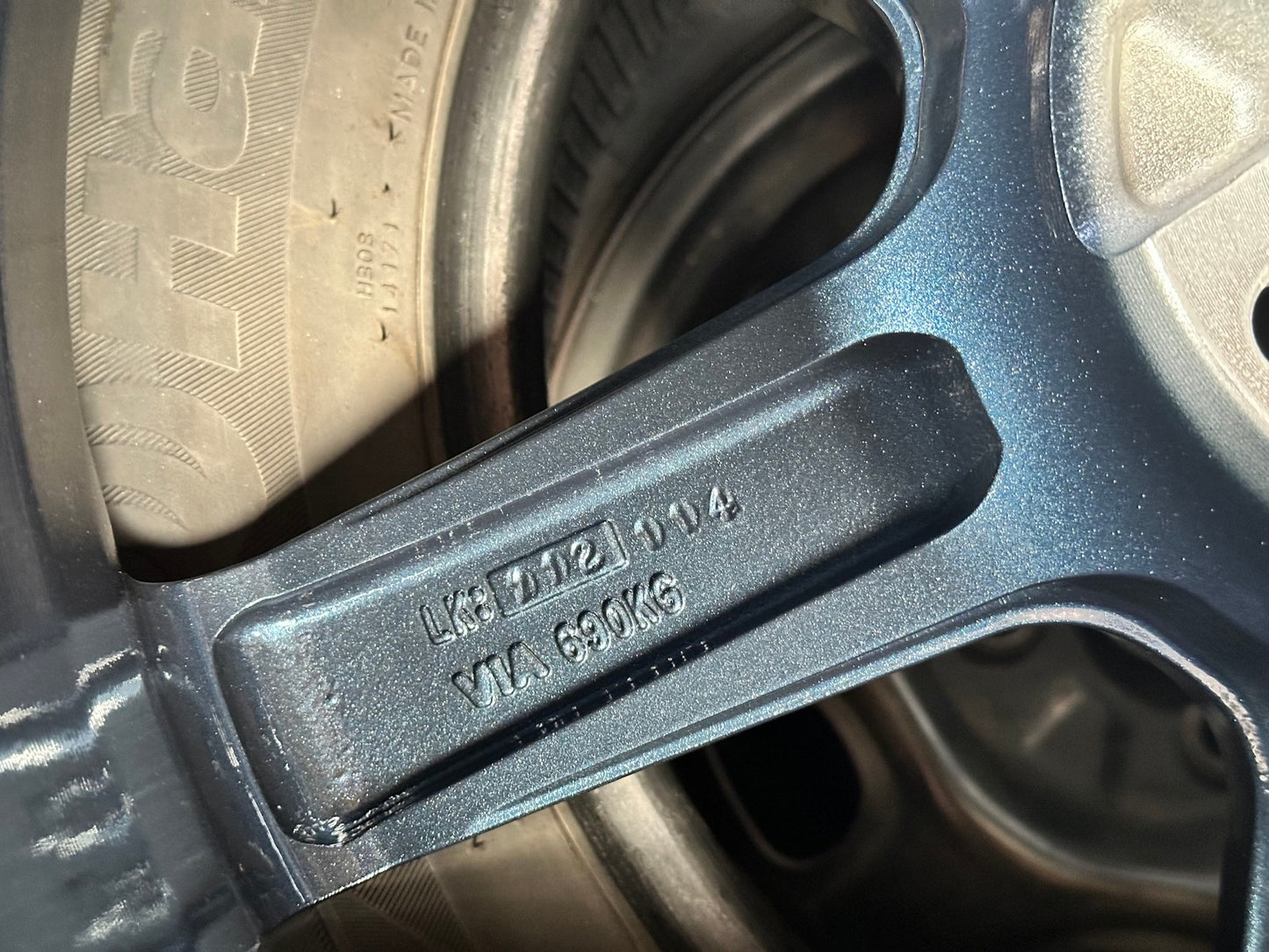 New 18X8.5 ET35 AOW Flow Formed TE37 Rim (4 wheel) Gloss Blue 5X112