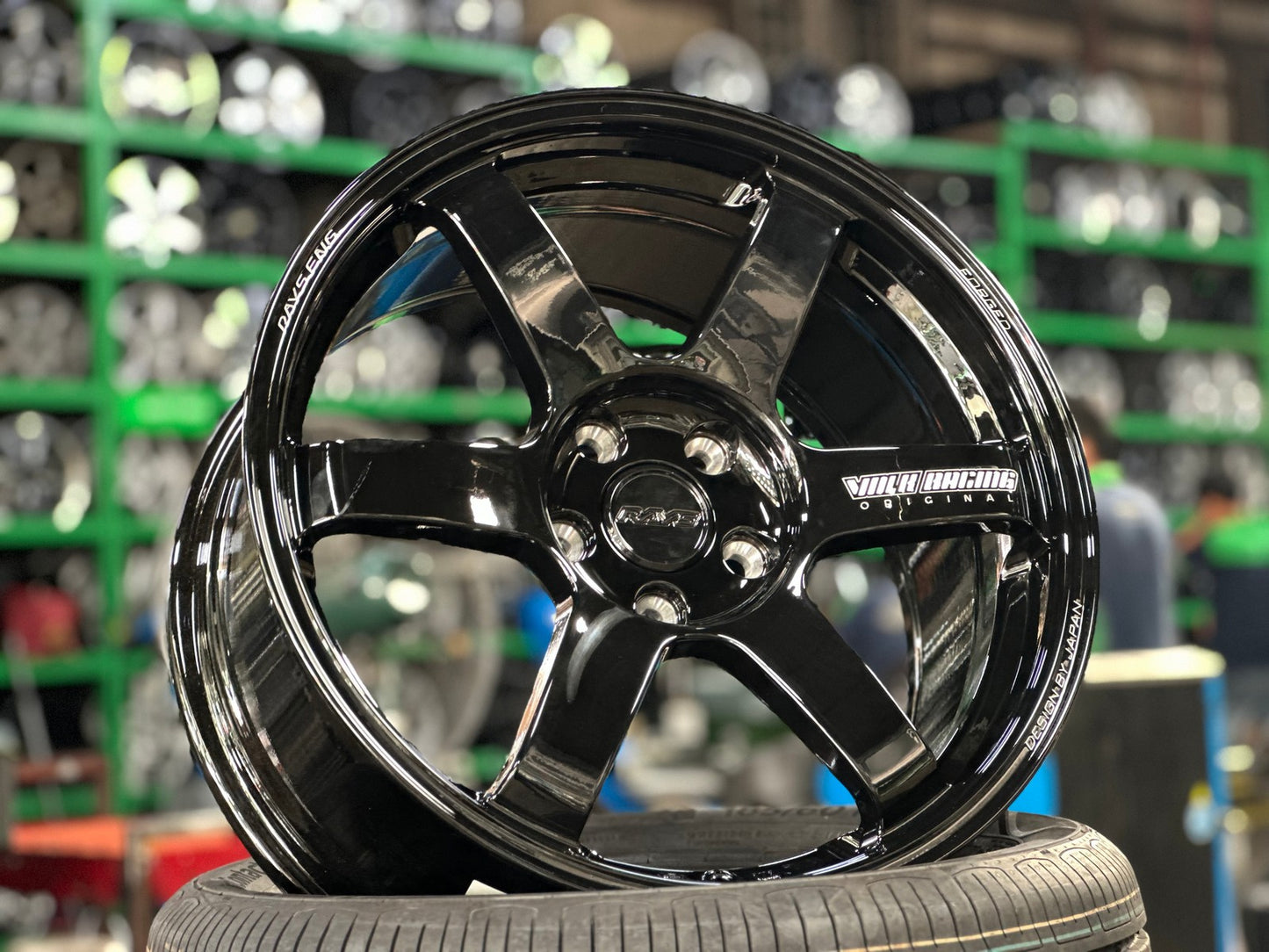 New 18X8.5 ET35 AOW Flow Formed TE37 Rim (4 wheel) Gloss Black 5X114.3