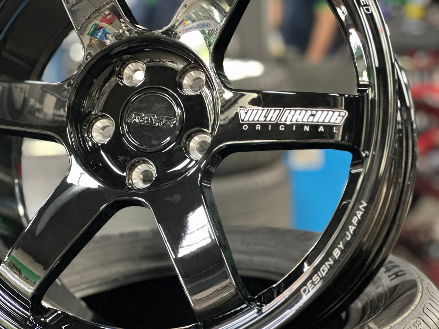 New 18X8.5 ET35 AOW Flow Formed TE37 Rim (4 wheel) Gloss Black 5X114.3