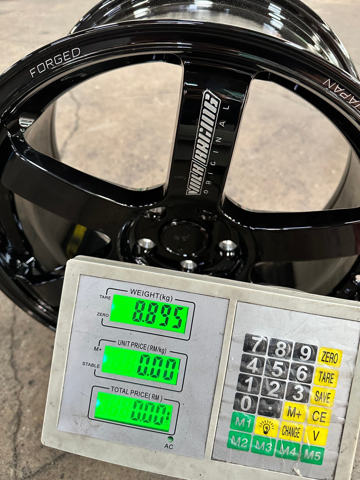 New 18X8.5 ET35 AOW Flow Formed TE37 Rim (4 wheel) Gloss Black 5X112