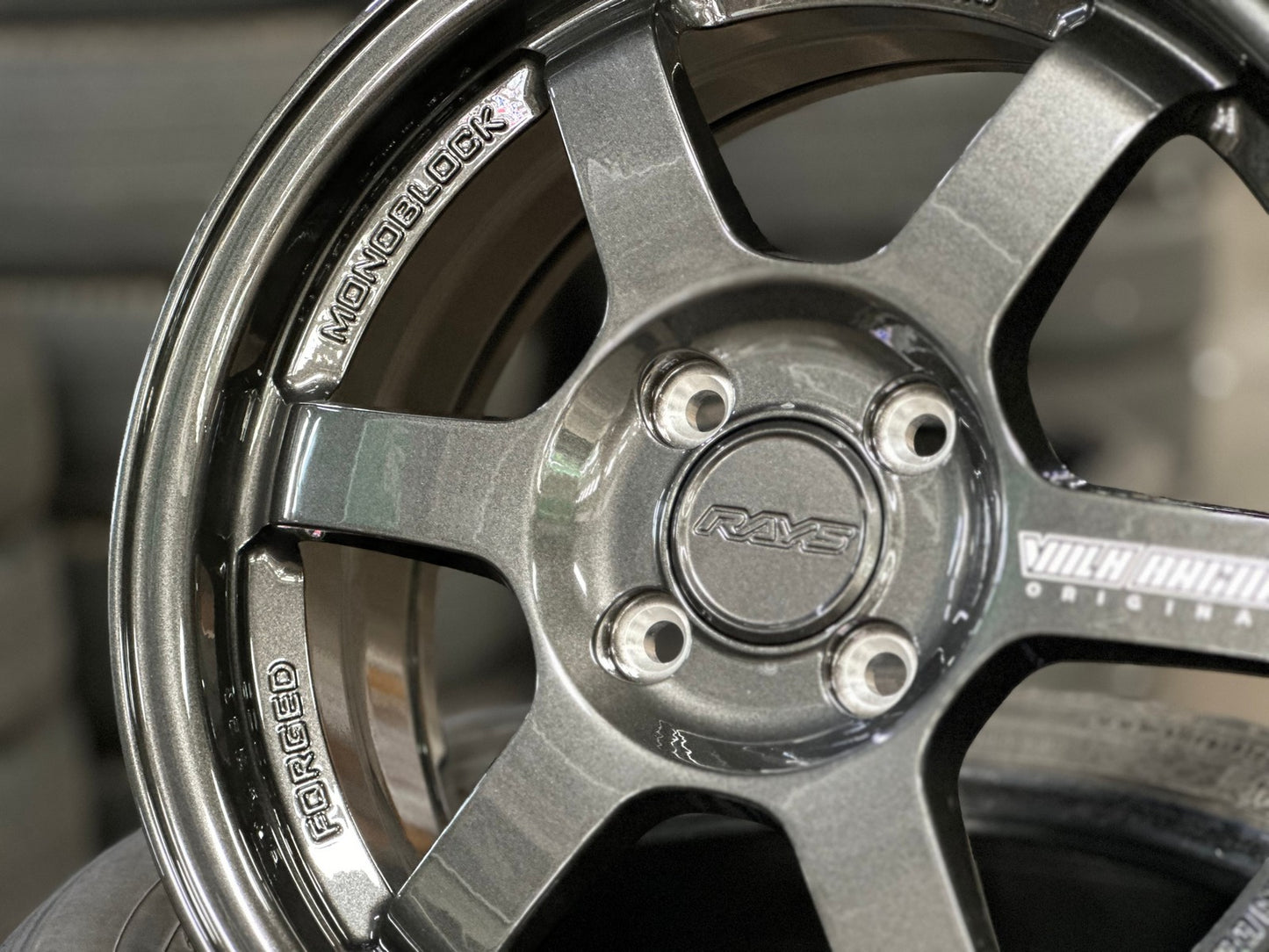 New 15X6.5 ET40 AOW Flow Formed TE37 Rim (4 wheel) Gloss Gunmetal 4X100