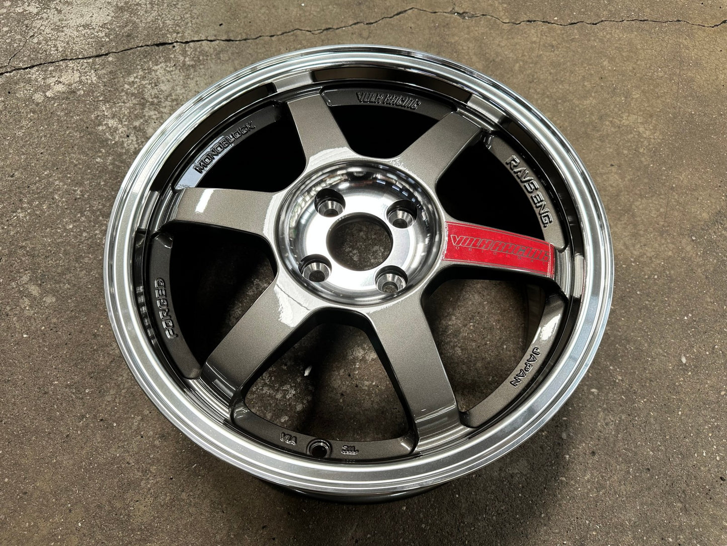 New 16X7 ET40 AOW Flow Formed TE37SL Rim (4 wheel) Gloss Gunmetal 4X100