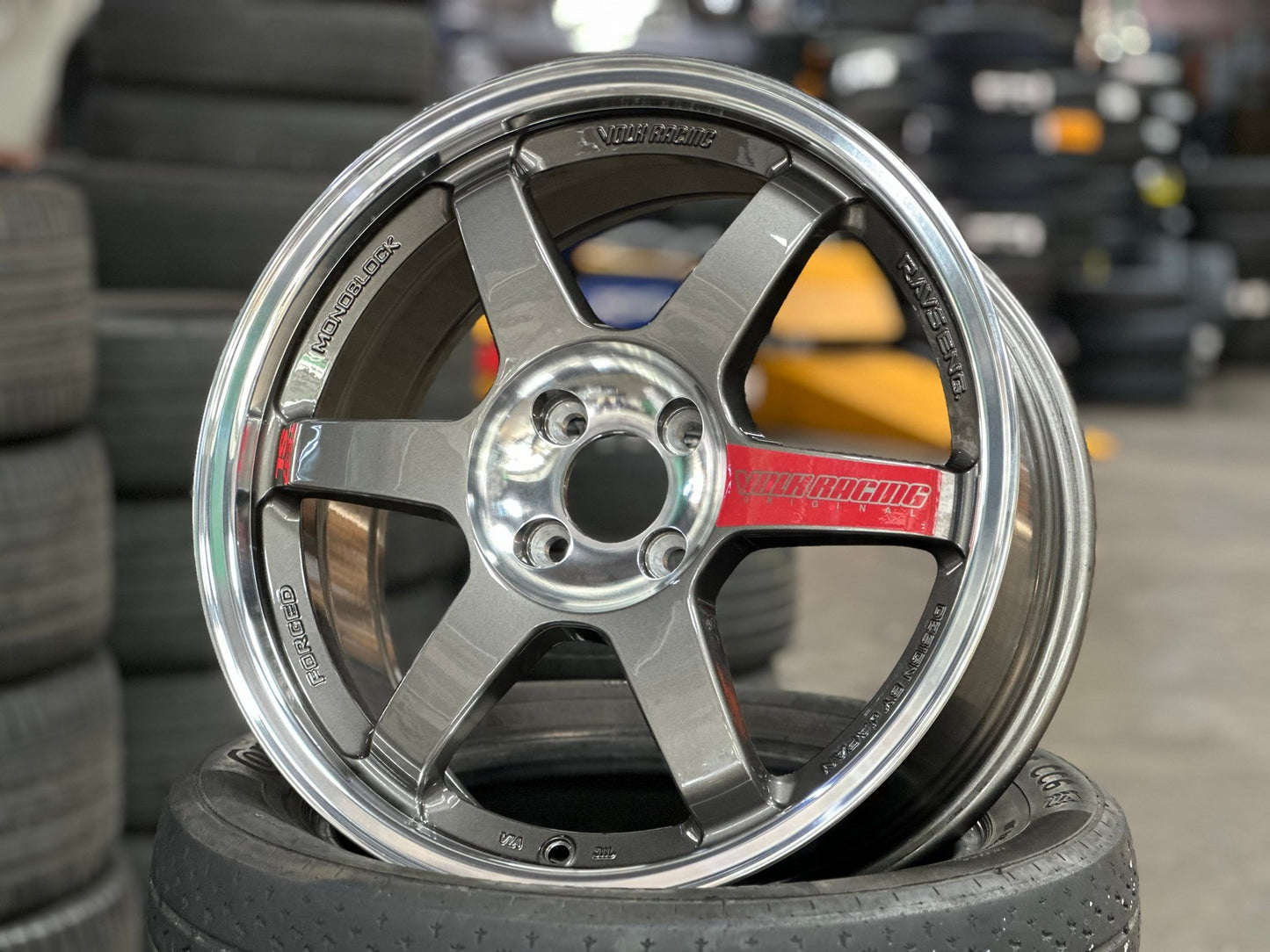 New 17X8 ET40 AOW Flow Formed TE37SL Rim (4 wheel) Gloss Gunmetal 4X100