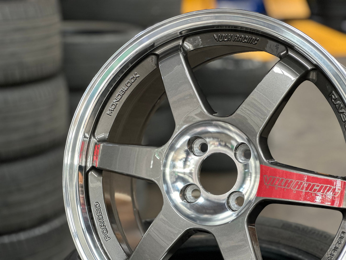 New 17X8 ET40 AOW Flow Formed TE37SL Rim (4 wheel) Gloss Gunmetal 4X100