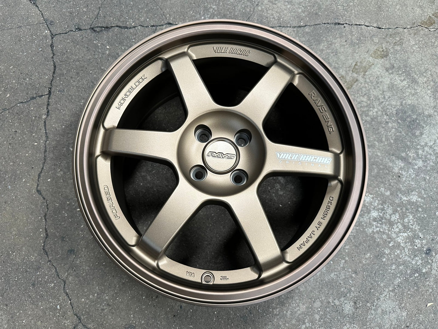 New 17X8 ET40 AOW Flow Formed TE37 Rim (4 wheel) Matt Bronze 4X100