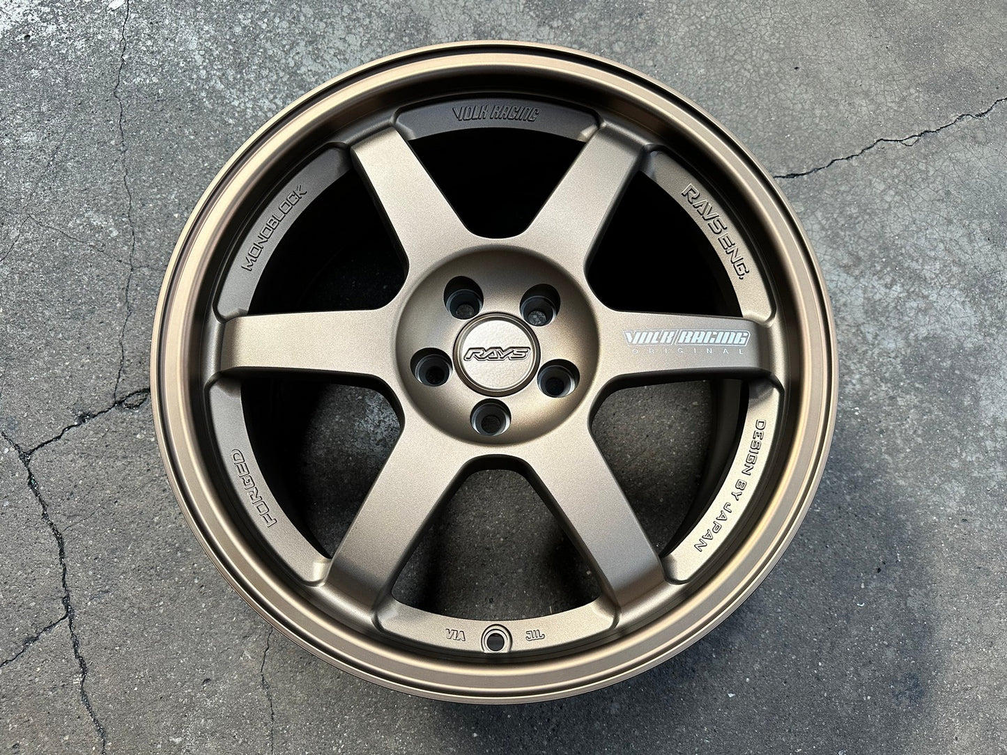 New 17X8 ET35 AOW Flow Formed TE37 Rim (4 wheel) Matt Bronze 5X100