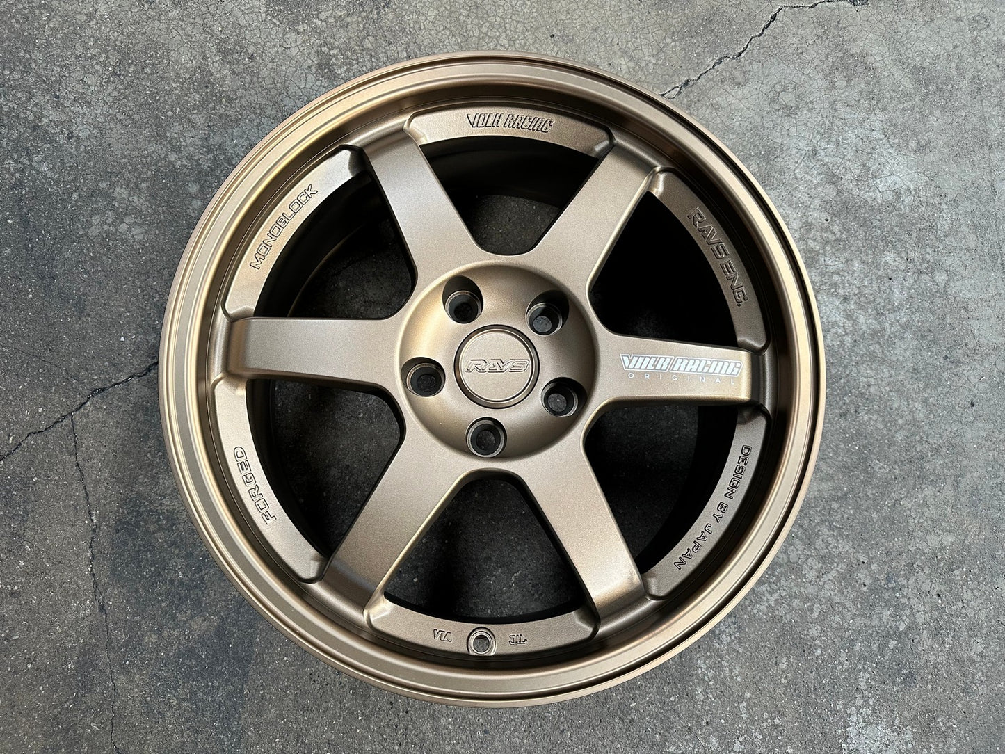 New 17X8 ET35 AOW Flow Formed TE37 Rim (4 wheel) Matt Bronze 5X112
