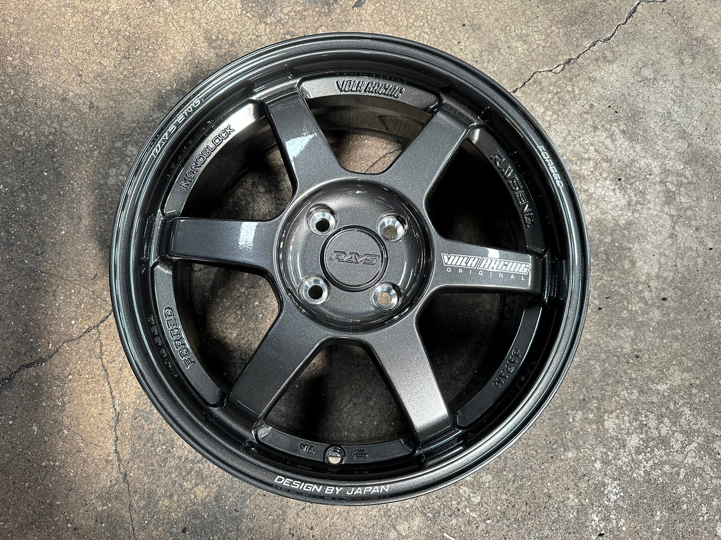 New 16X7 ET40 AOW Flow Formed TE37 Rim (4 wheel) Gloss Gunmetal 4X100