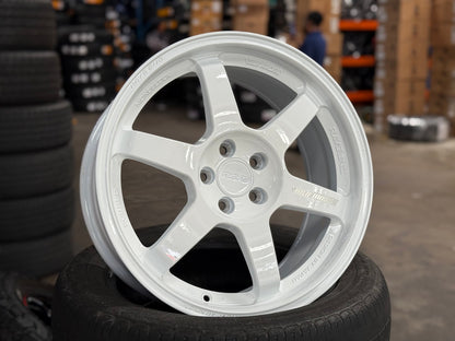 New 17X8 ET35 AOW Flow Formed TE37 Rim (4 wheel) Gloss White 5X100