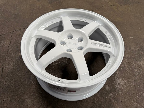 New 17X8 ET35 AOW Flow Formed TE37 Rim (4 wheel) Gloss White 5X100