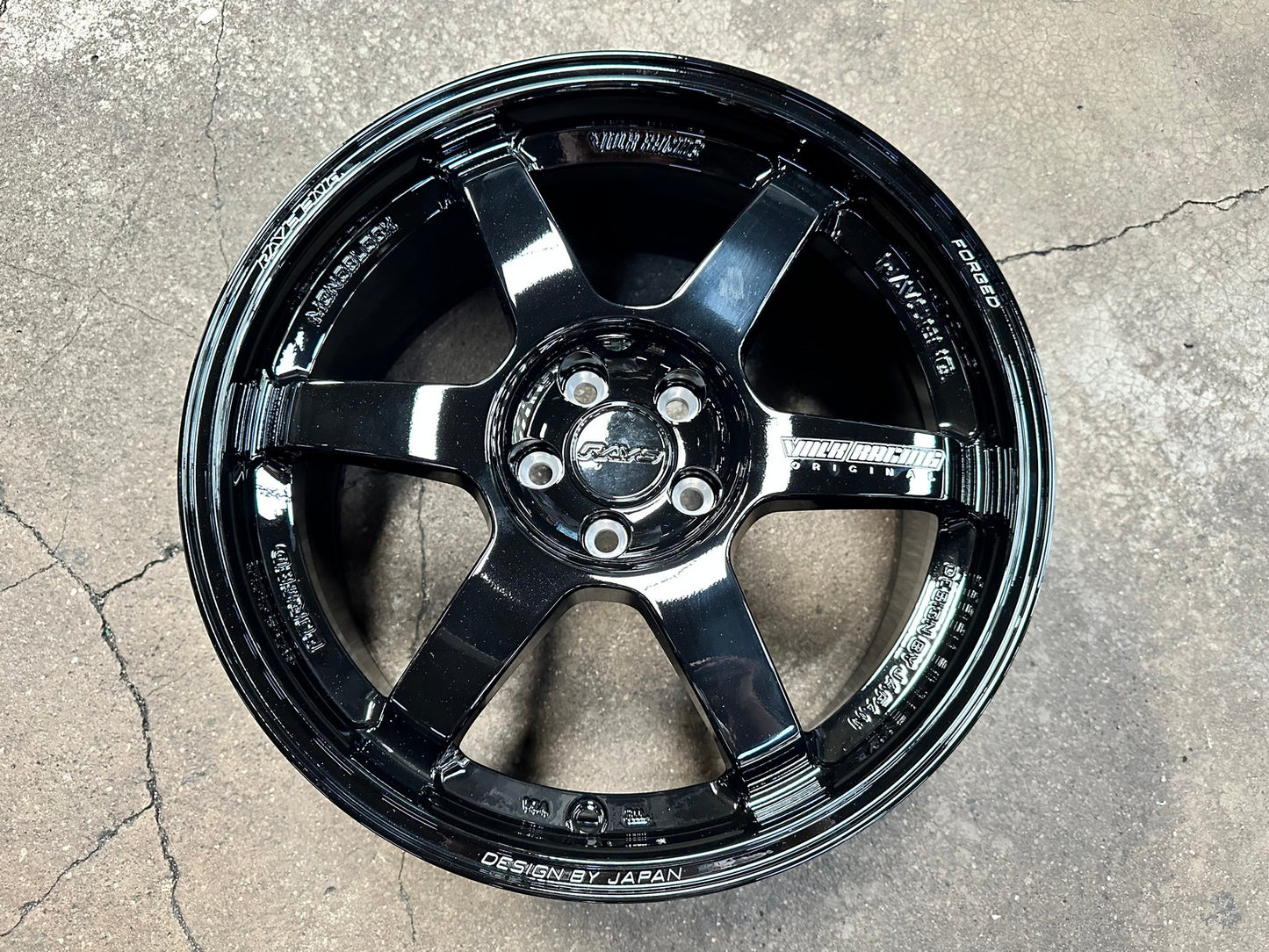 New 17X8 ET35 AOW Flow Formed TE37 Rim (4 wheel) Gloss Black 5X100