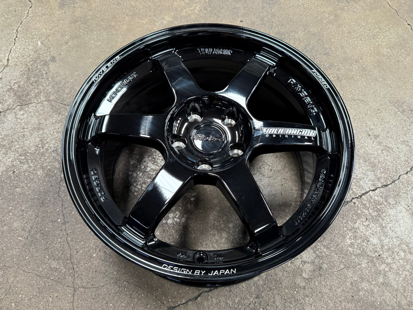 New 17X8 ET35 AOW Flow Formed TE37 Rim (4 wheel) Gloss Black 5X114.3