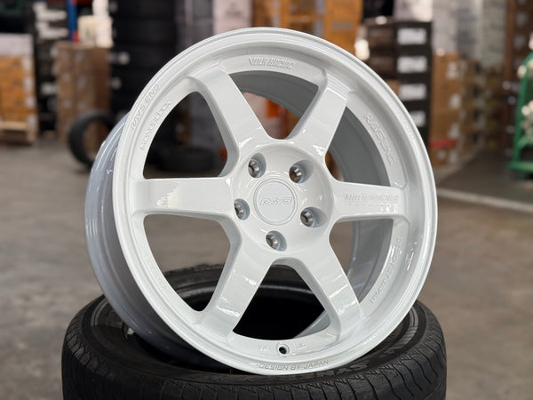 New 17X8 ET35 AOW Flow Formed TE37 Rim (4 wheel) Gloss White 5X114.3