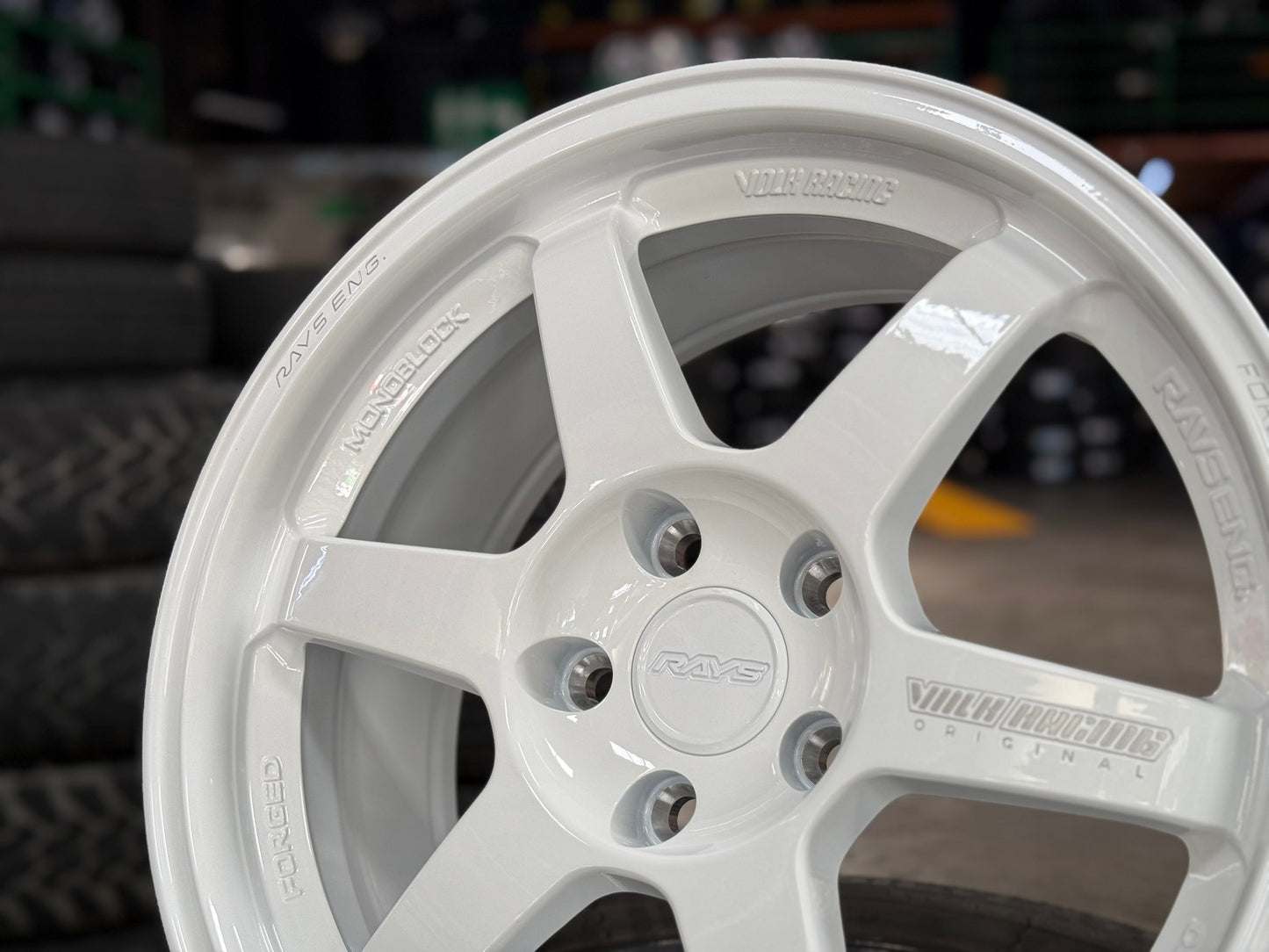 New 17X8 ET35 AOW Flow Formed TE37 Rim (4 wheel) Gloss White 5X112