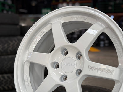 New 17X8 ET35 AOW Flow Formed TE37 Rim (4 wheel) Gloss White 5X114.3