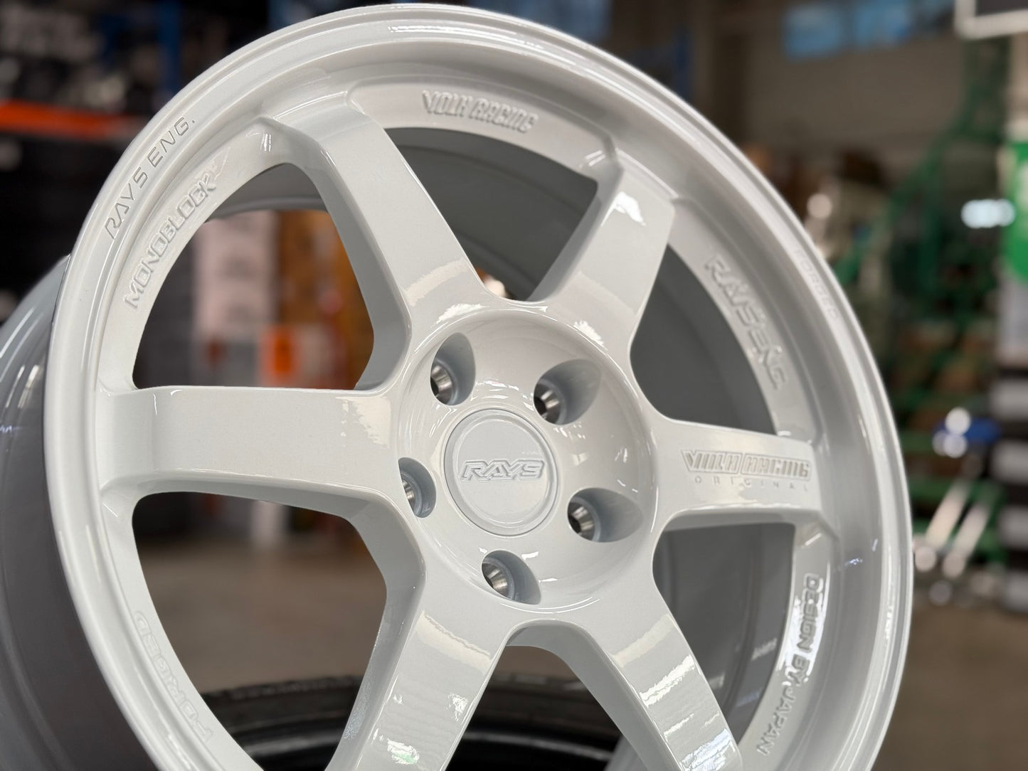 New 17X8 ET35 AOW Flow Formed TE37 Rim (4 wheel) Gloss White 5X114.3