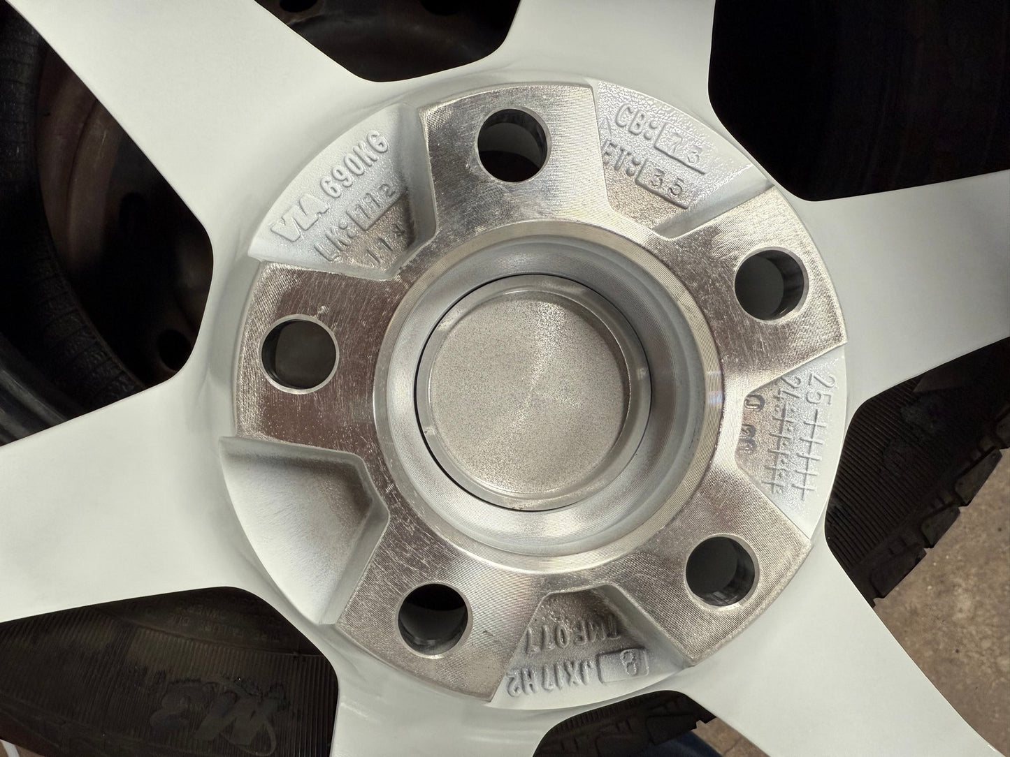 New 17X8 ET35 AOW Flow Formed TE37 Rim (4 wheel) Gloss White 5X112