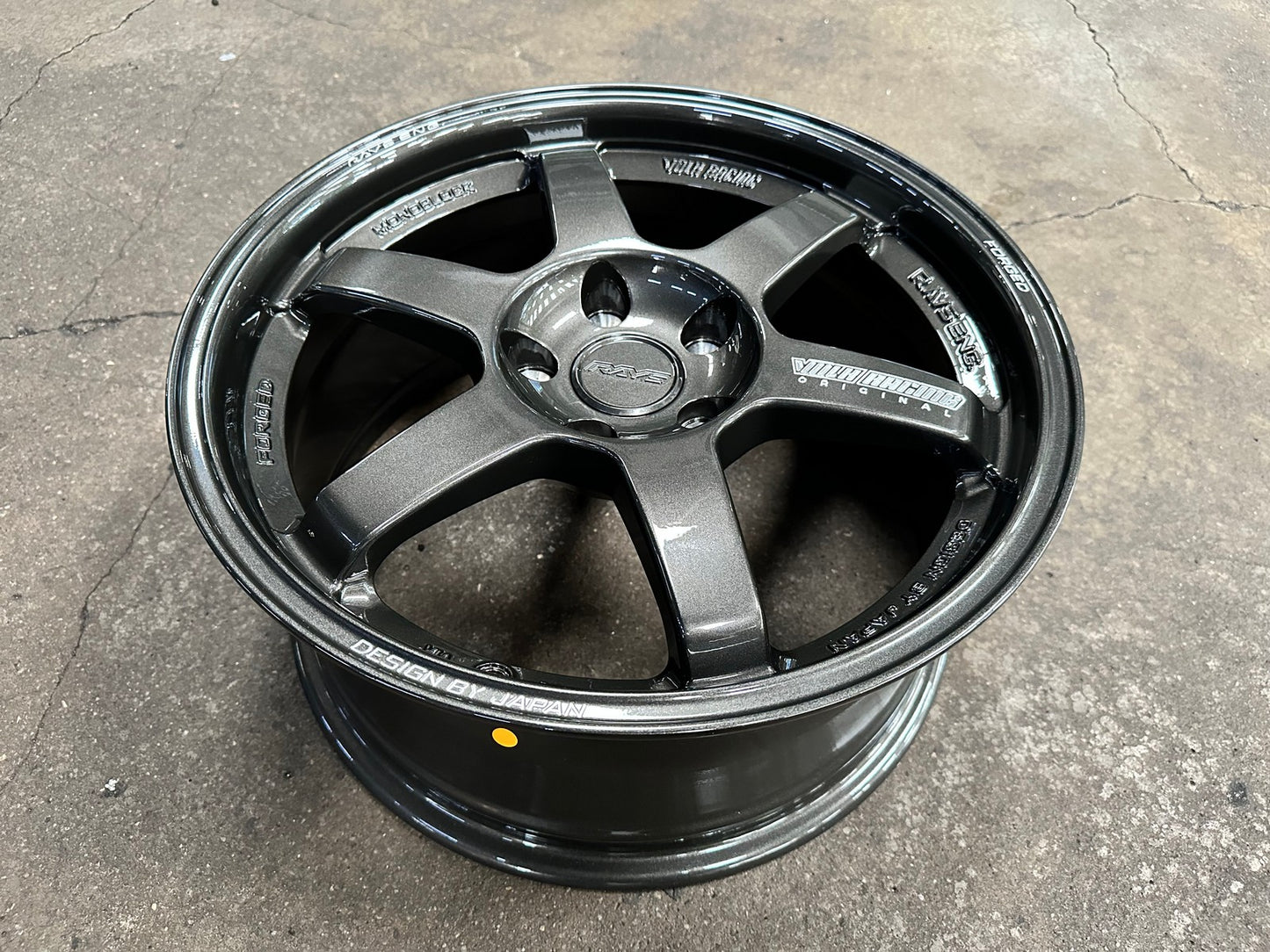 New 17X8 ET35 AOW Flow Formed TE37 Rim (4 wheel) Gloss Gunmetal 5X112