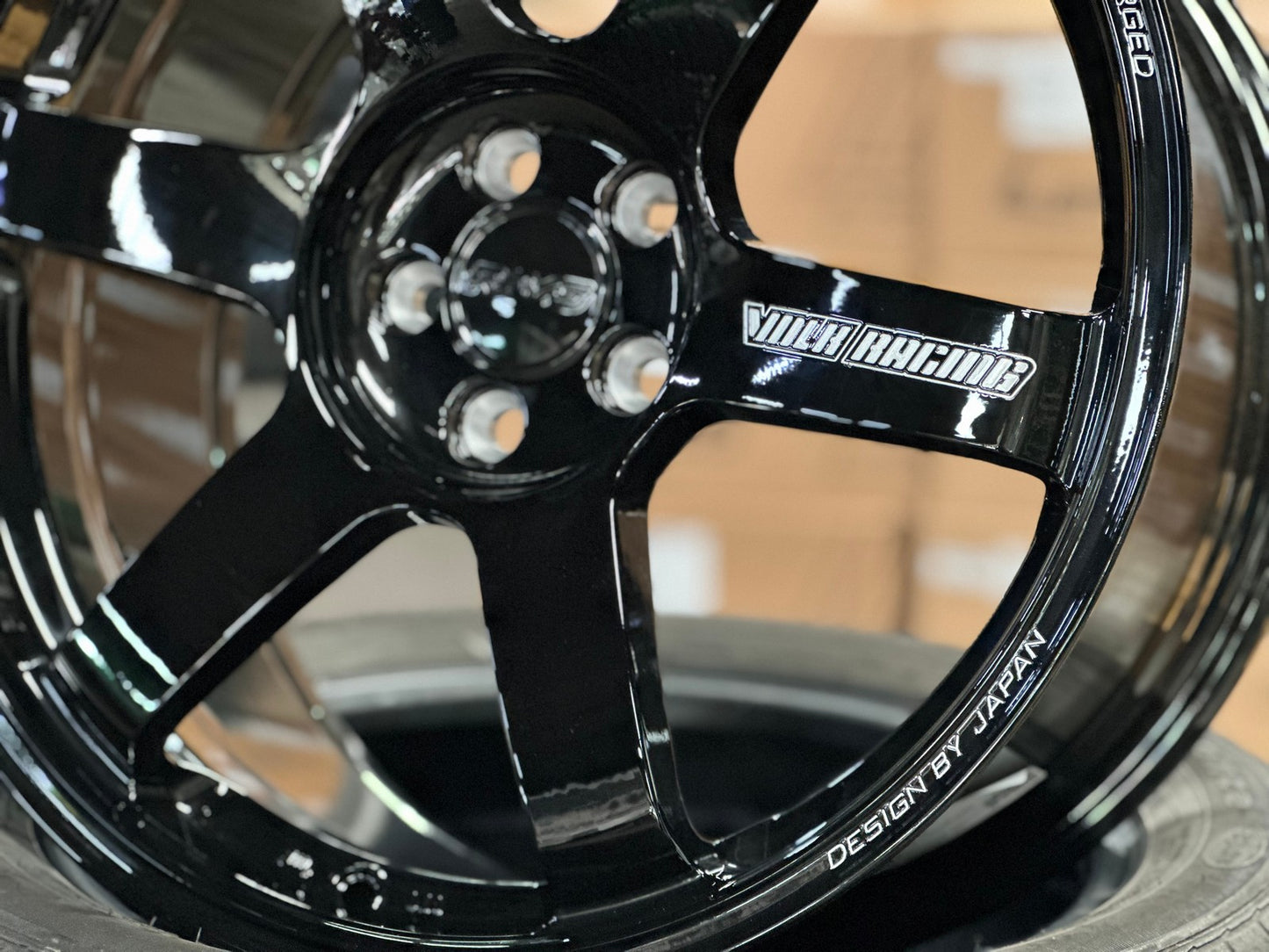 New 18X8.5 ET35 AOW Flow Formed TE37 SAGA Rim (4 wheel) Gloss Black 5X100