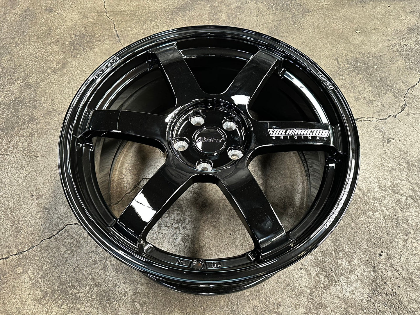 New 19X8.5 ET42 AOW Flow Formed TE37 SAGA Rim (4 wheel) Gloss Black 5X112