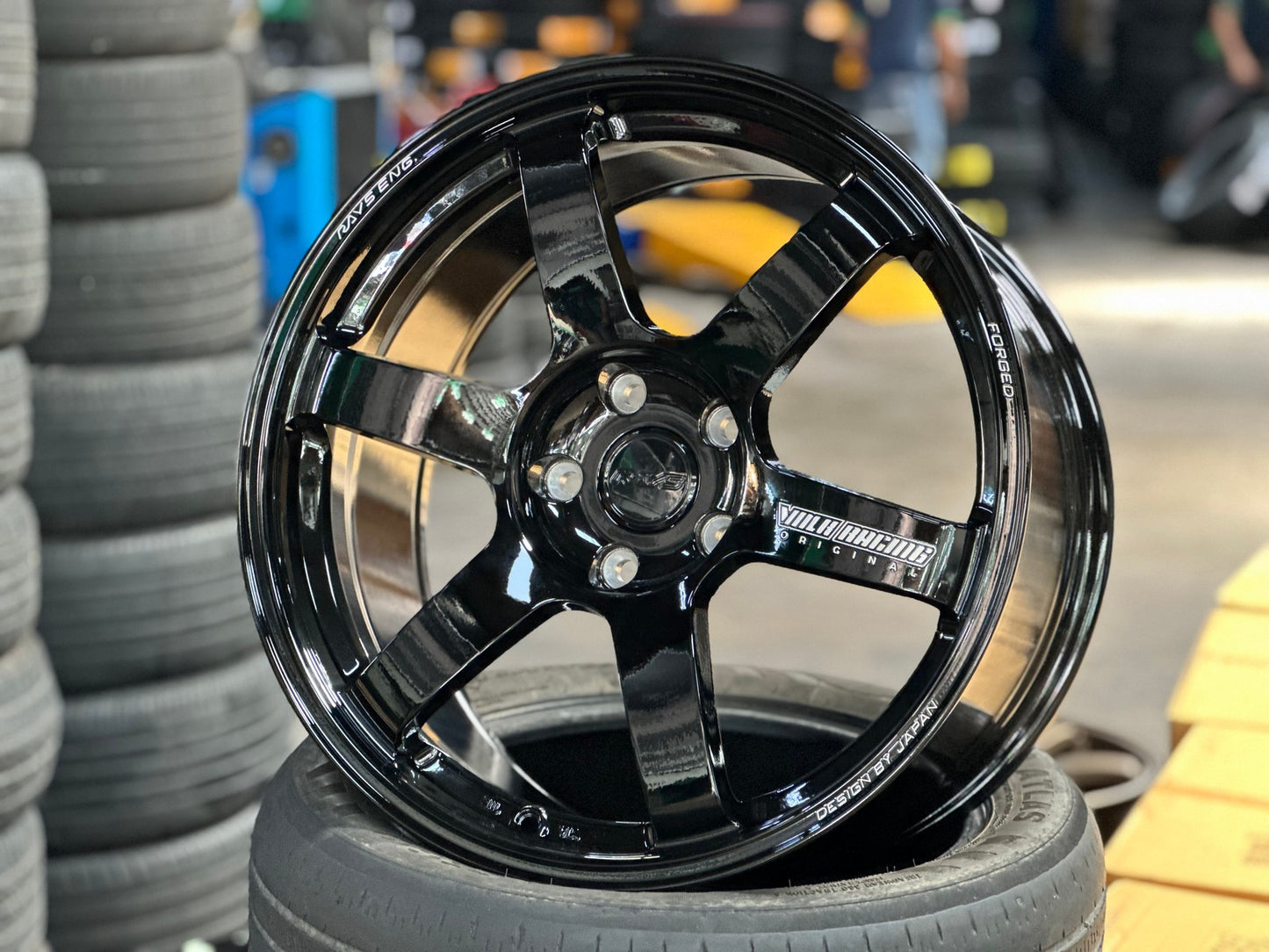 New 19X9.5 ET40 AOW Flow Formed TE37 SAGA Rim (4 wheel) Gloss Black 5X120