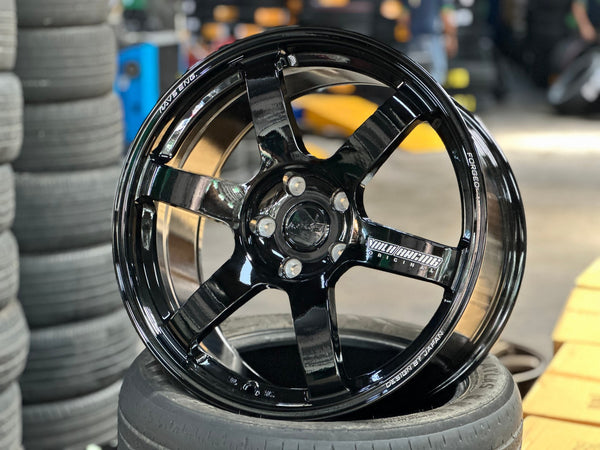 New 19X9.5 ET40 AOW Flow Formed TE37 SAGA Rim (4 wheel) Gloss Black 5X120