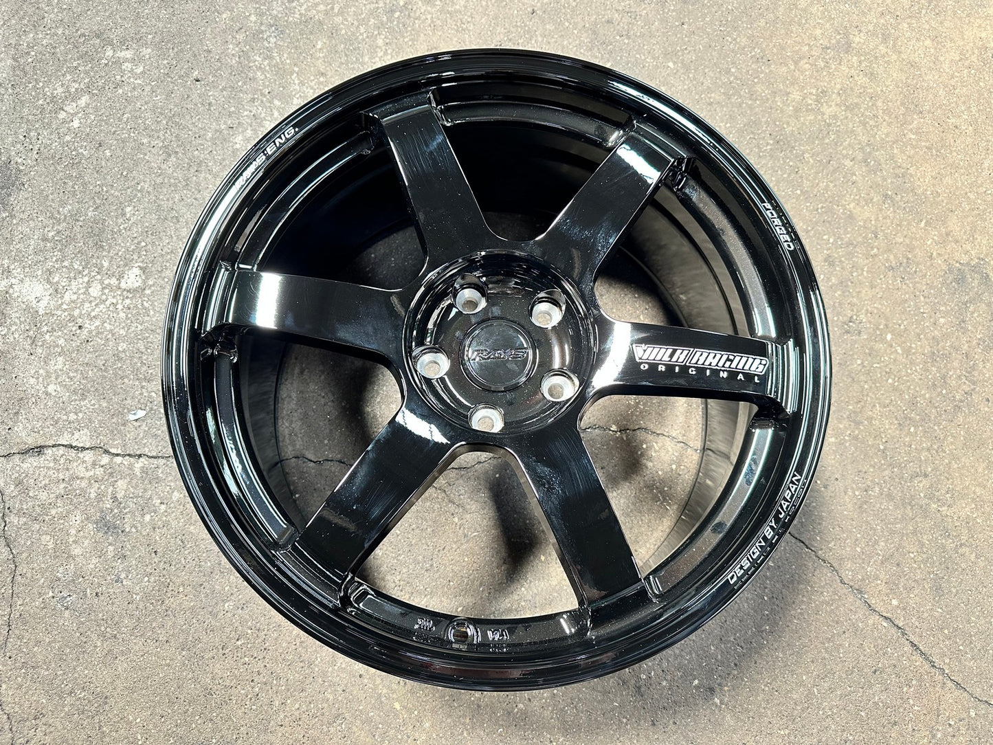 New 19X9.5 ET40 AOW Flow Formed TE37 SAGA Rim (4 wheel) Gloss Black 5X120