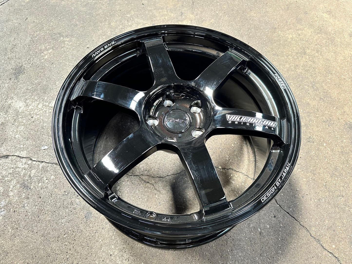 New 19X9.5 ET40 AOW Flow Formed TE37 SAGA Rim (4 wheel) Gloss Black 5X120