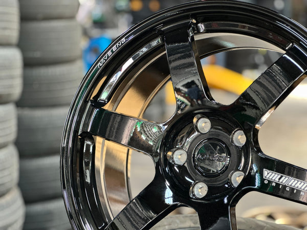 New 19X9.5 ET40 AOW Flow Formed TE37 SAGA Rim (4 wheel) Gloss Black 5X120