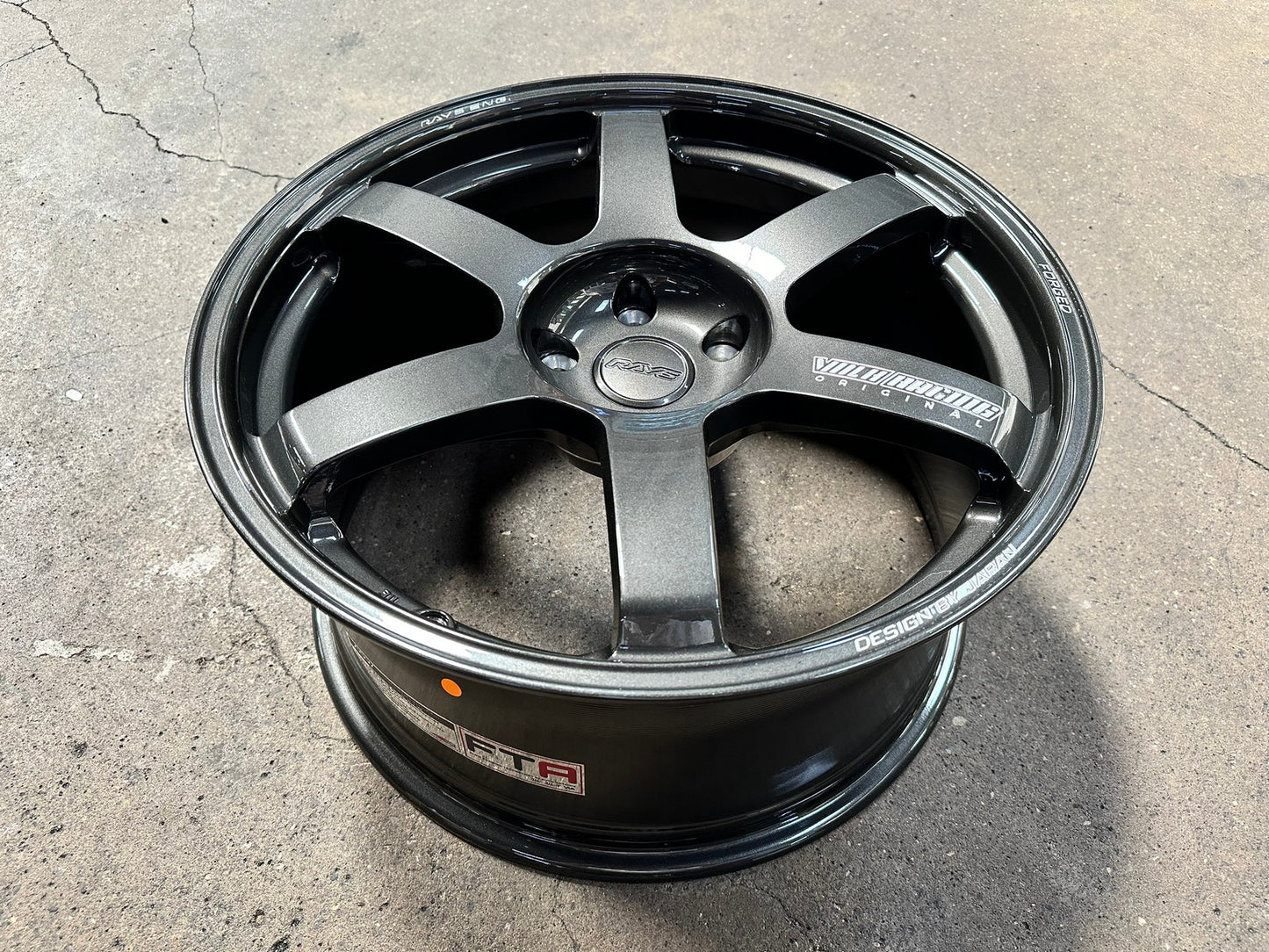 New 19X9.5 ET40 AOW Flow Formed TE37 SAGA Rim (4 wheel) Gloss Gunmetal 5X120