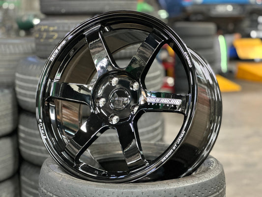 New 18X9.5 ET44 AOW Flow Formed TE37 SAGA Rim (4 wheel) Gloss Black 5X120