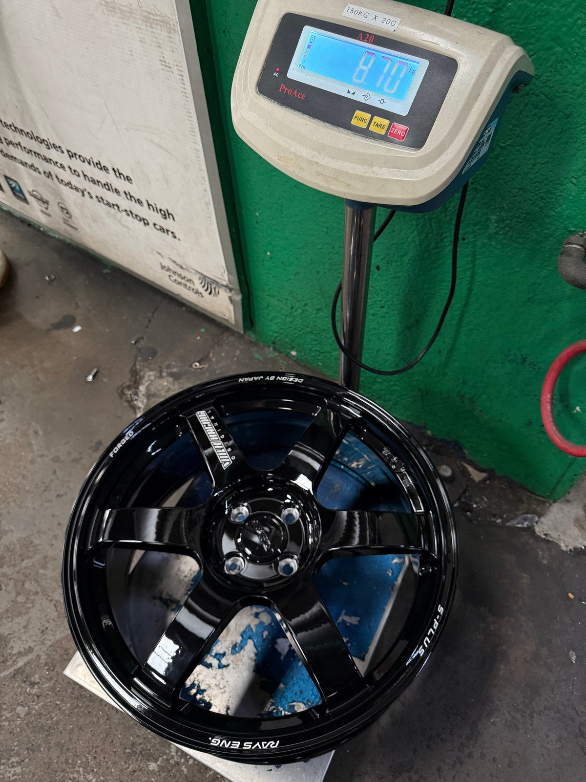 New 18X8 ET42 AOW Flow Formed TE37 SAGA Rim (4 wheel) Gloss Black 4X100