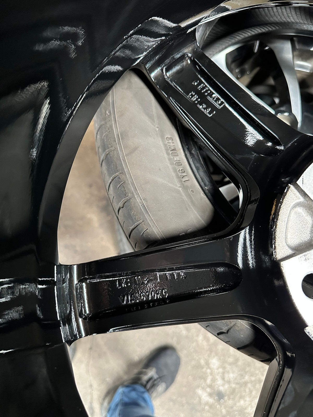 New 18X8 ET45 AOW Flow Formed TE37 SAGA Rim (4 wheel) Gloss Black 5X112