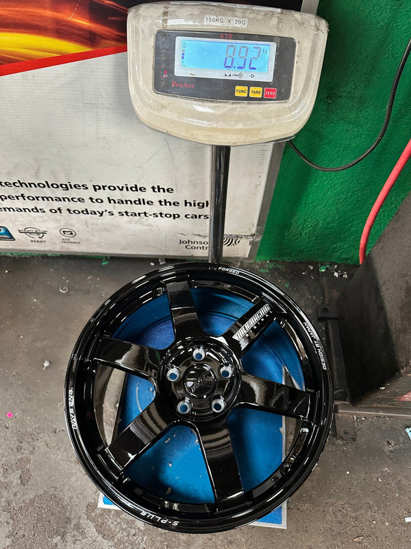 New 18X8.5 ET42 AOW Flow Formed TE37 SAGA Rim (4 wheel) Gloss Black 5X114.3