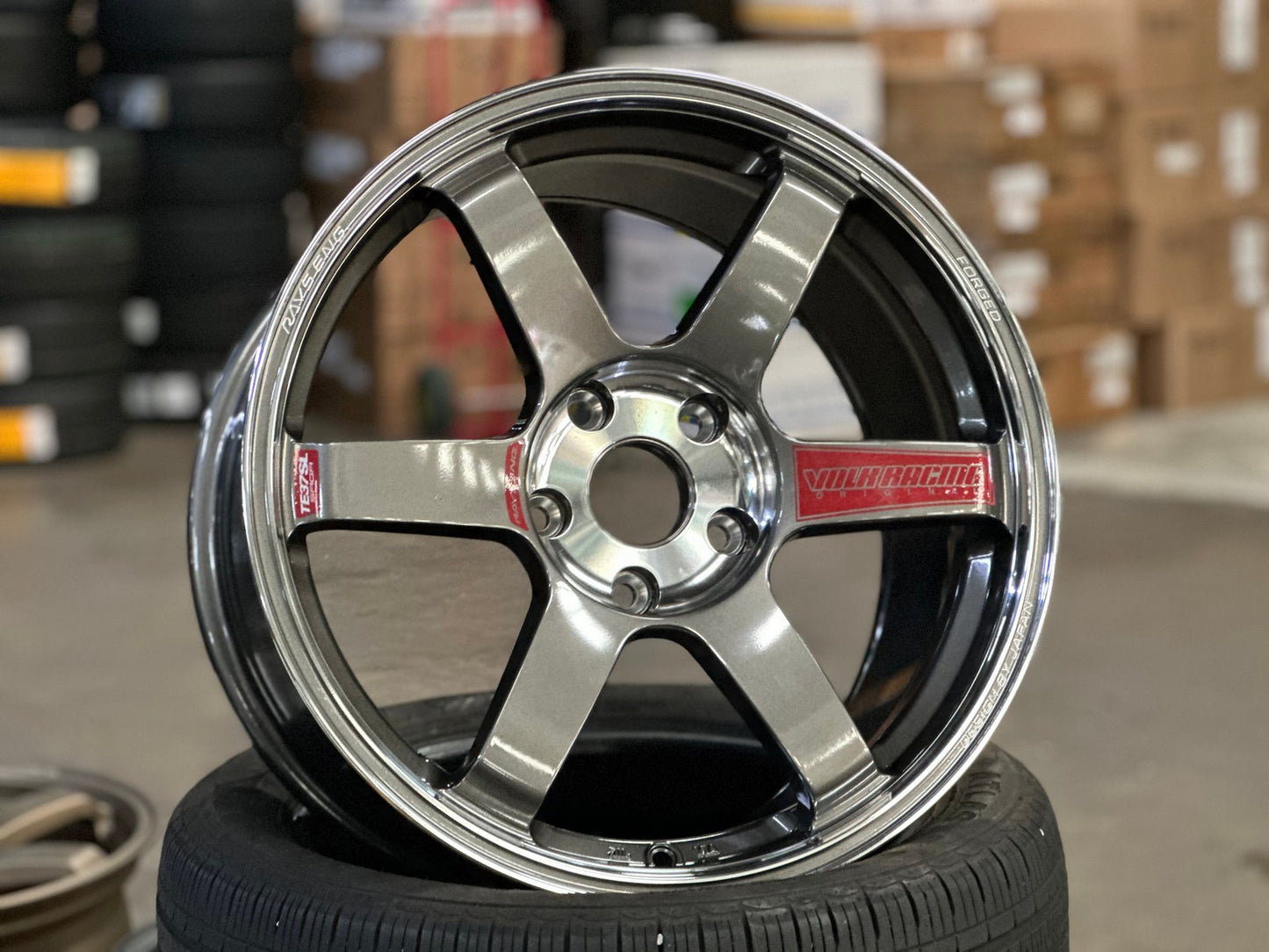 New 18X9.5 ET44 AOW Flow Formed TE37 SAGA Rim (4 wheel) Gloss Gunmetal 5X120