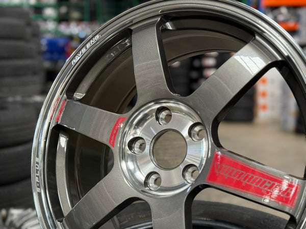 New 18X8 ET45 AOW Flow Formed TE37 SAGA Rim (4 wheel) Gloss Gunmetal 5X114.3