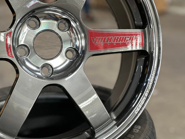 New 18X8.5 ET42 AOW Flow Formed TE37 SAGA Rim (4 wheel) Gloss Gunmetal 5X114.3