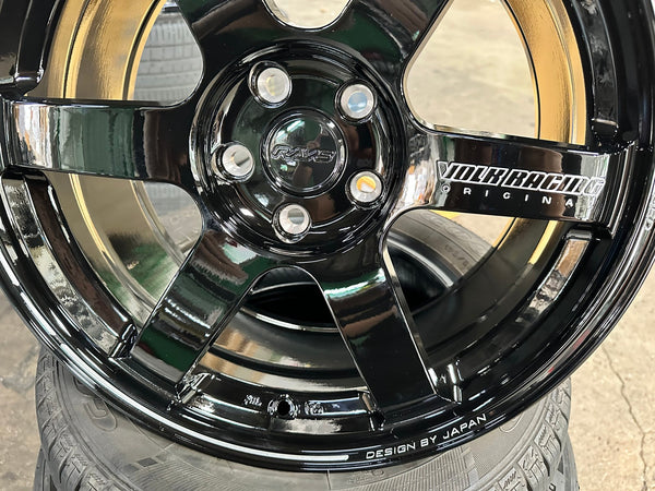 New 18X8.5 ET35 AOW Flow Formed TE37 SAGA Rim (4 wheel) Gloss Black 5X114.3