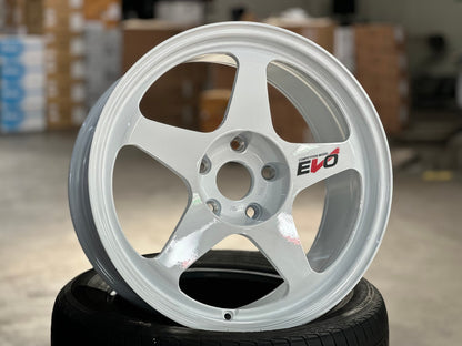 New 18X9.5 ET44 AOW Flow Formed Evo Rim (4 wheel) Gloss White 5X120