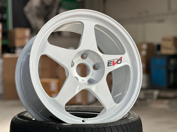 New 18X9.5 ET44 AOW Flow Formed Evo Rim (4 wheel) Gloss White 5X120